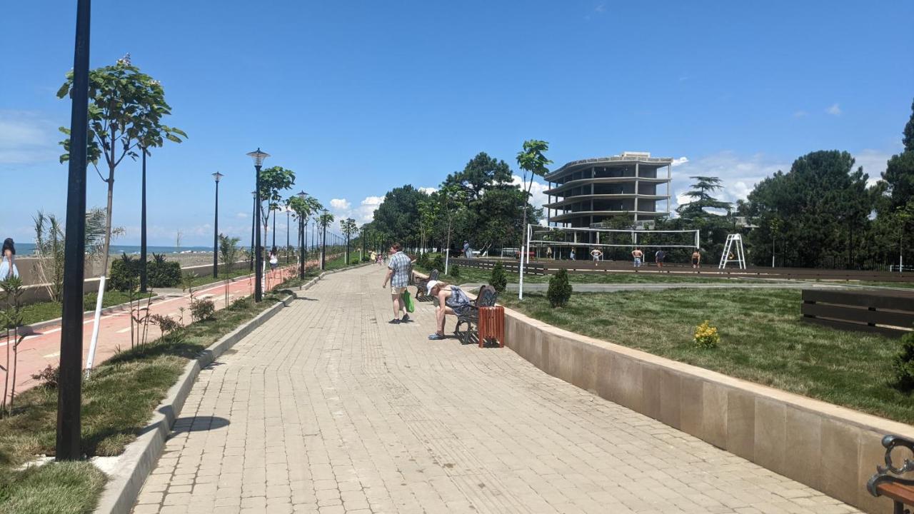 Hotel Tirkius House Kobuleti Exterior foto